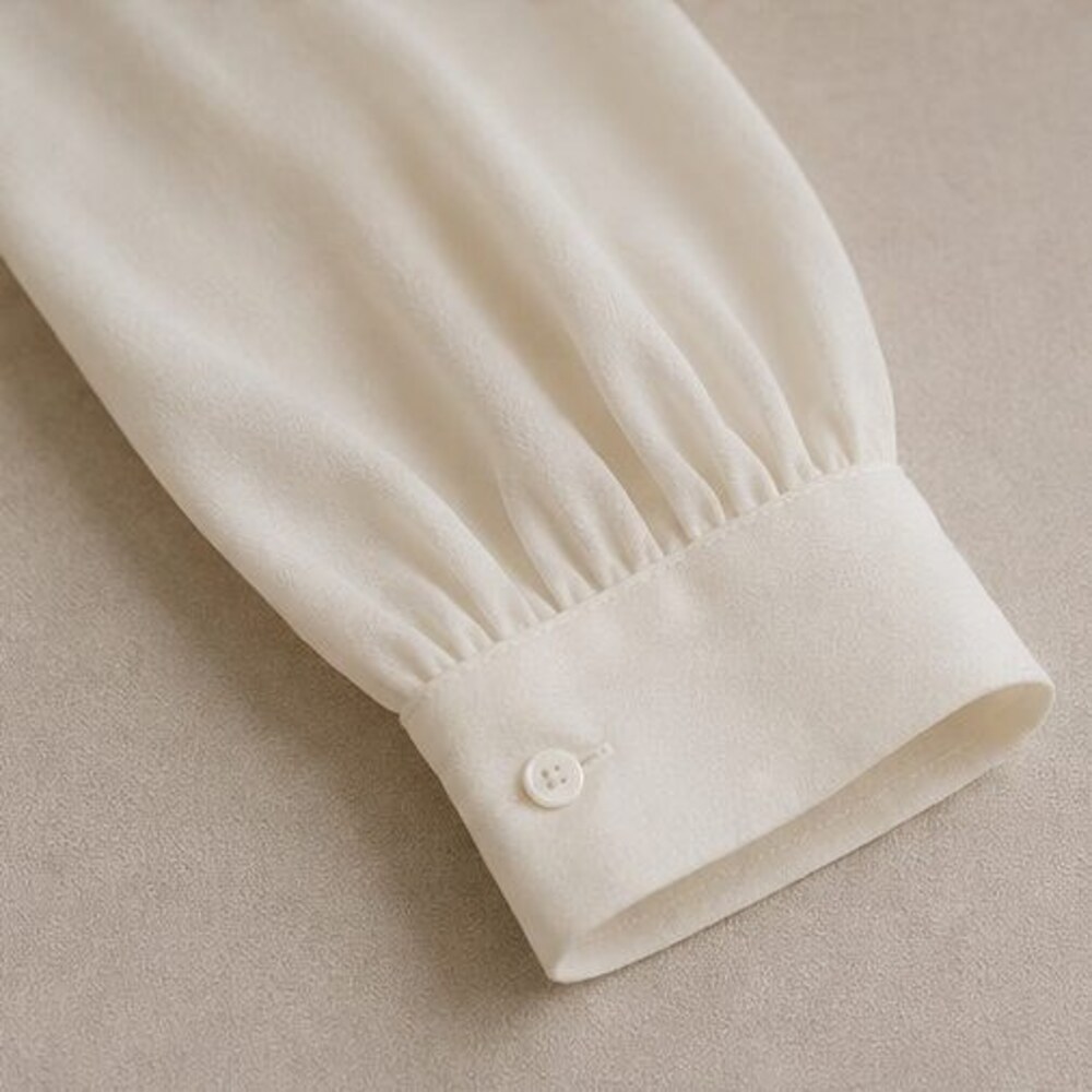 Ivory Ruffle Collar Blouse - Picture 5 of 6